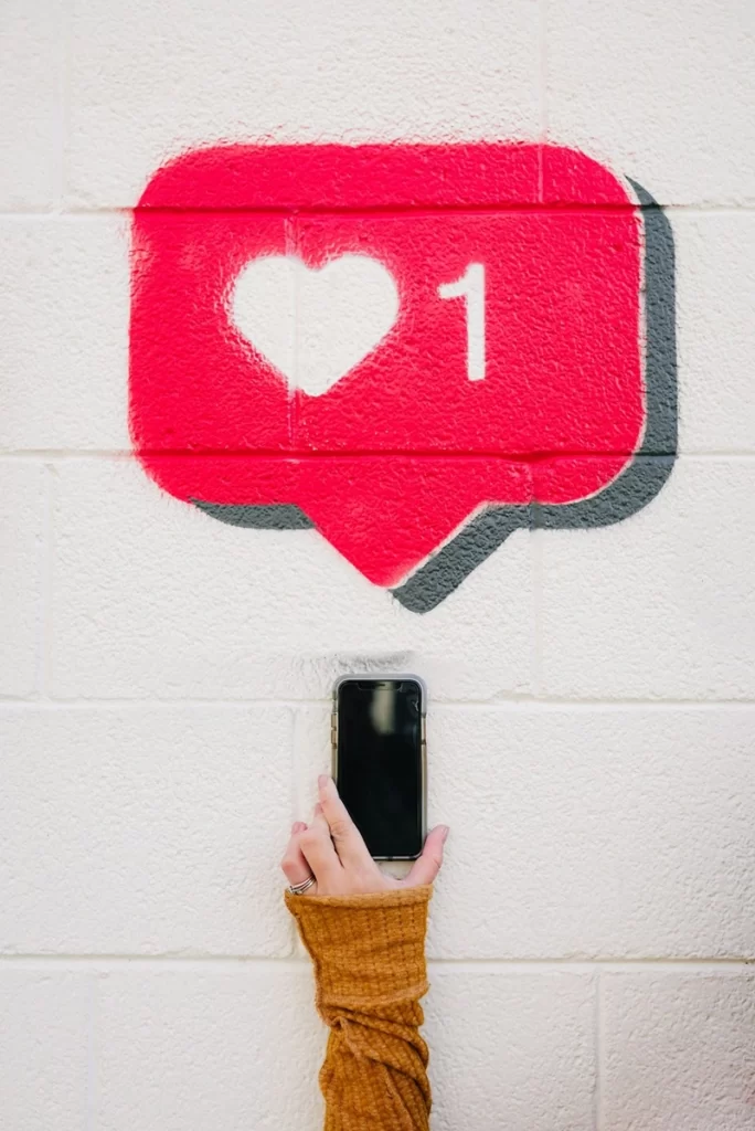 Social Media Makeover: Comment Symbol Graffiti